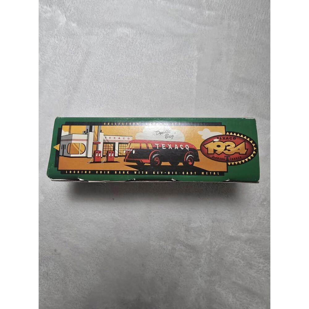 NIB *ERTL* 1934 TEXACO Diamond T Tanker - "Doodle Bug" - Bank - Series #11
